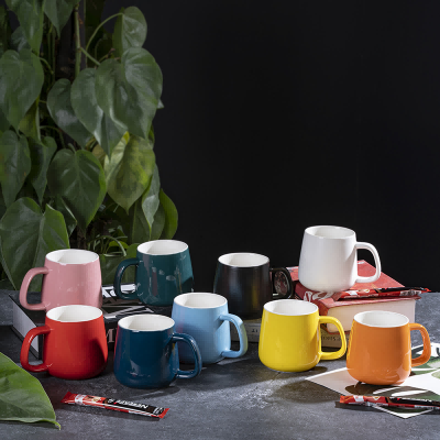 Nordisk Minimalistisk Keramisk Kaffekrus Brugerdefineret Logo 400ml Vandkop